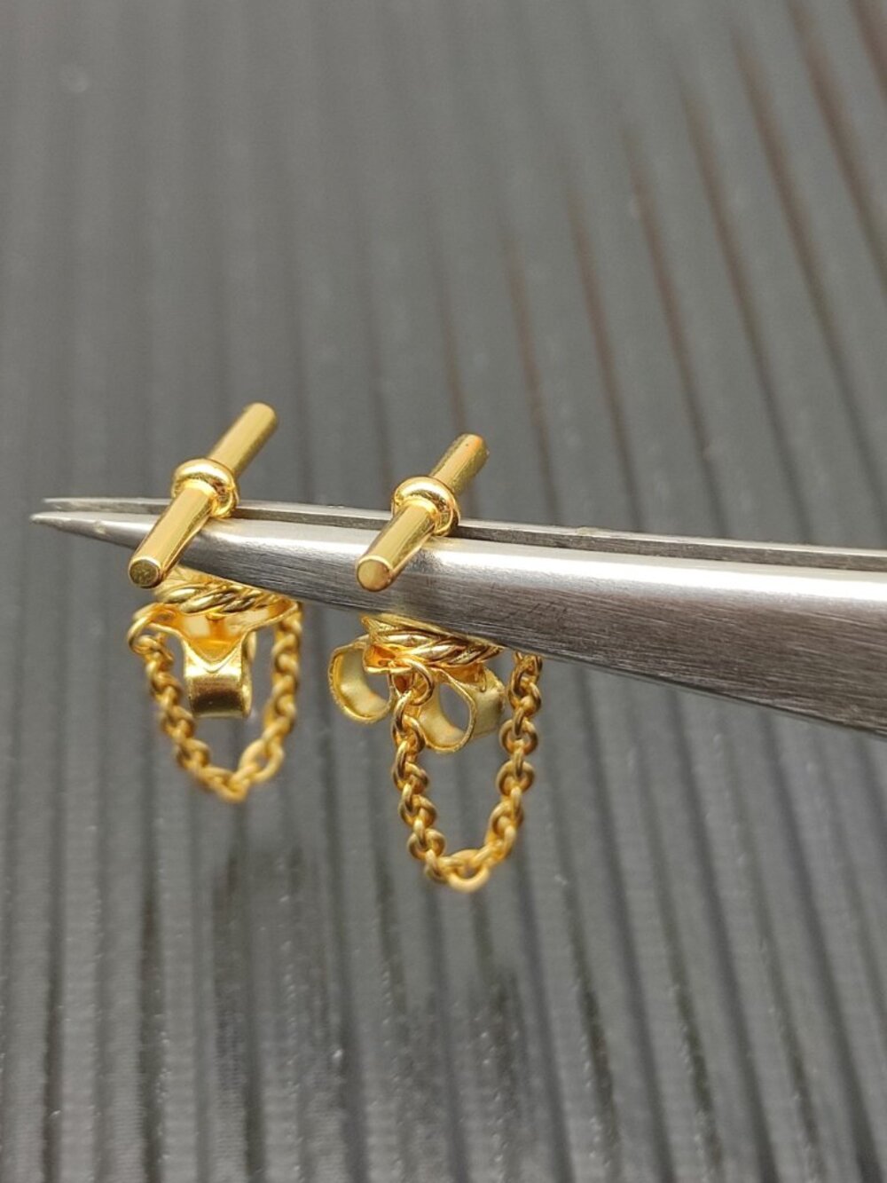 David Yurman Gold Pettit Chain Earrings